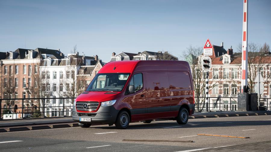  Mercedes-Benz Sprinter 314 CDI Panel Van 2018 года  (WW) (фото 1 из 21)